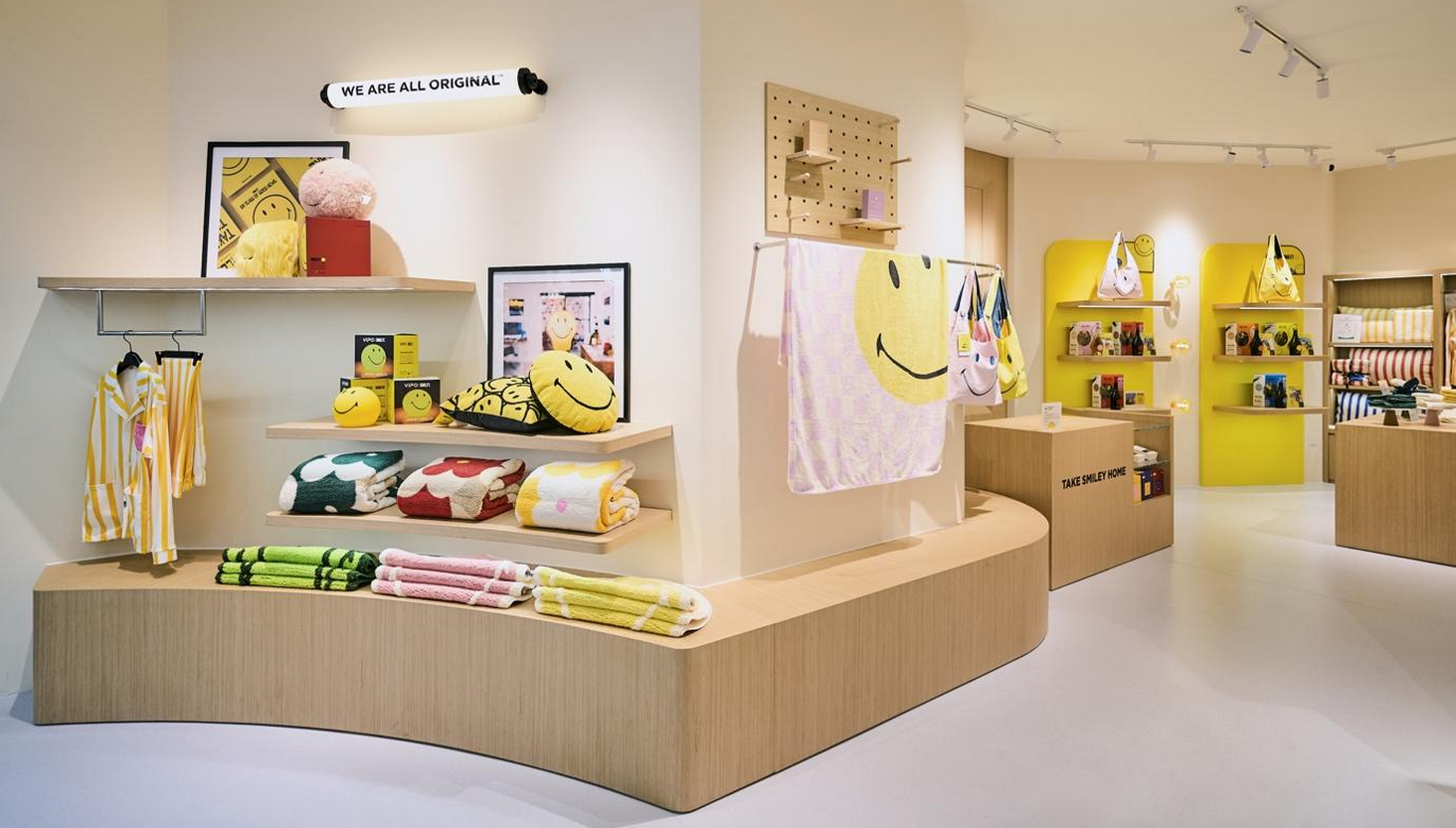 The Smiley Company Opens New Shanghai Store (Pic 2)